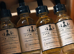 Обзор линейки жидкости Five Pawns